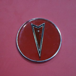 Pontiac Arma Yuvarlak Kırmızı