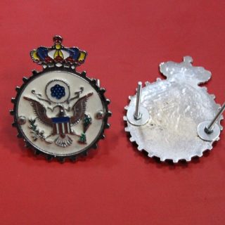 Beyaz Taçlı Panjur Arma Vidalı Metal