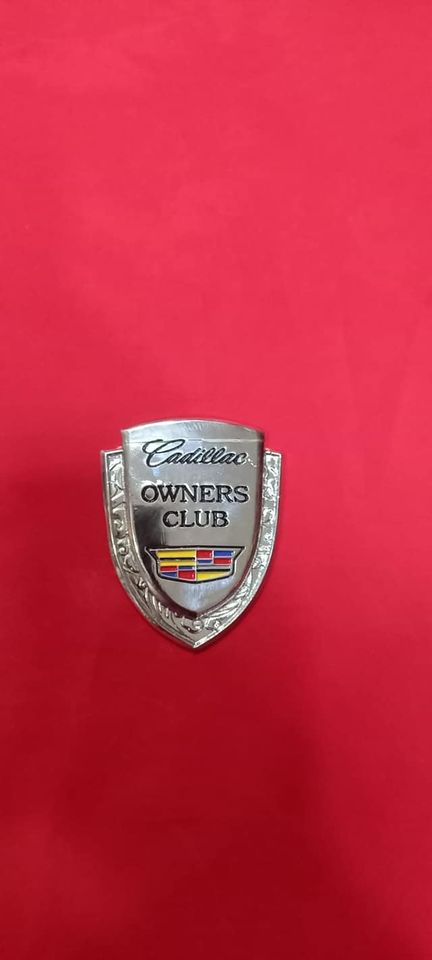 Cadillac Arma Oval Nikelaj Metal