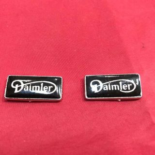 Nikelaj Siyah Daimler Yazı Fındık Rozet Minik Arma Takımı
