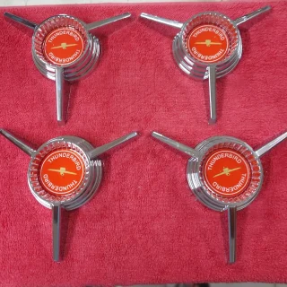 Kırmızı Thunderbird 3 Kollu Jant Fırfır Plastik