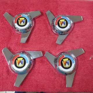 Ford Mustang Logolu 3 Kollu Jant Fırfır Plastik