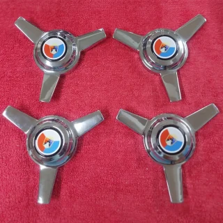 Ford Mustang Logolu 3 Kollu Jant Fırfır Plastik